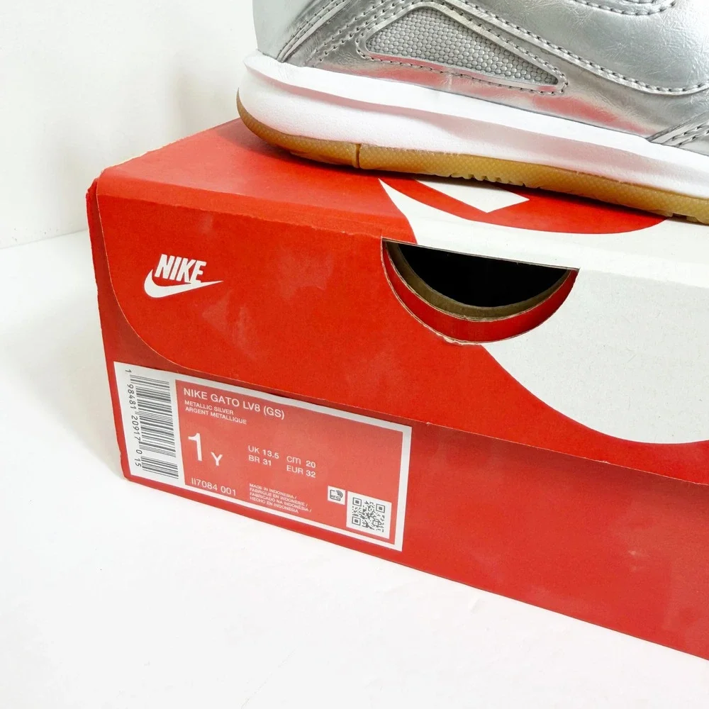 Nike gato lv8